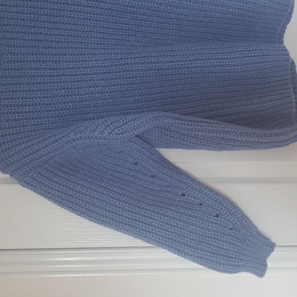 Oversized Round neck Knitted Sweater - Picture 7 of 10